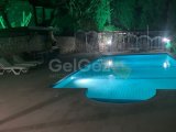 Girne kayalar mevkinde Satılık full eşyalı Müstakil Havuzlu 4+1 villa