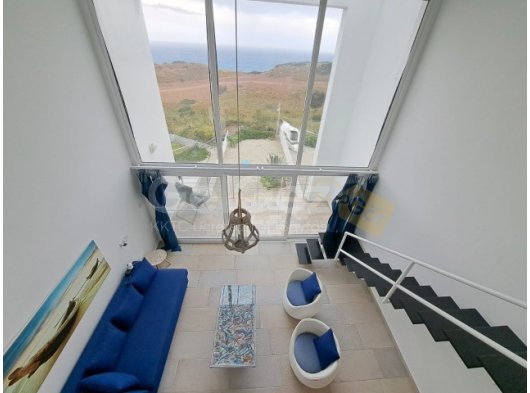 DENIZ MANZARALI PALM BAY VIEW KOMLEKSINDE LOFT 65m²