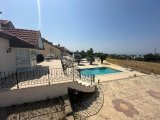 GIRNE ÇATALKOY' DE DOGAYLA ICICE SATILIK 4+1 HAVUZLU MUSTAKIL VILLA
