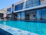 Özel Havuzlu ve Deniz Manzaralı Lüks 4+1 Villa