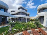 Modern Bir Komplekste Yepyeni 3+1 Villa – Denize Sadece 500M. Ek Ödemeyle Daireyle Takas Mümkündür