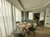 Girne Merkezde 2+1 Penthouse – Şıklık, Konfor ve Güvenlik Her Birinde Özel Banyo (Ensuite) Bulunan İki Yatak Odasına Sahip Modern Bir Penthouse. Konum: Girne Şe