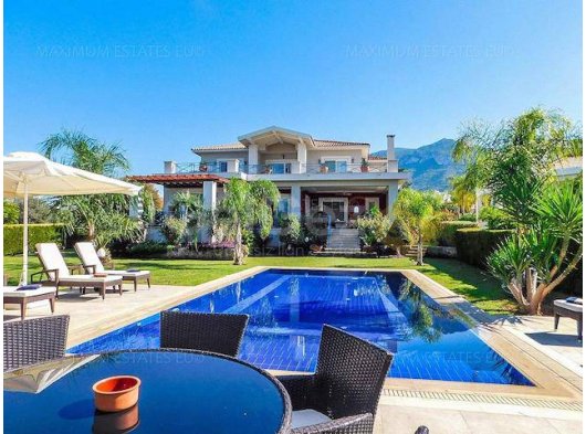 74 Öncesi İngiliz Tapusuna Sahip Akdeniz Başyapıtı - Rafine Lüks Yaşam Tarzı Kuzey Kıbrıs Gayrimenkulünde Altın Standart Olan 74 Öncesi İngiliz Tapusuna Sahip,