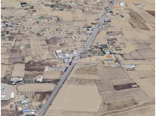 Türk Tapulu. Arsalar Birleştirilebilir. 16 Daire ve 5 Kat.