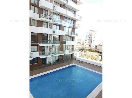 Mağusa Merkezde Deniz Manzaralı Eşyalı Modern Stüdyo Daire