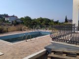 Girne Alsancak 3+1 Kiralık havuzlu Villa