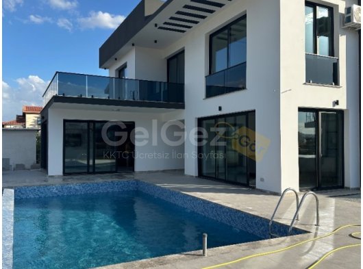 ???? Girne Boğaz’da Modern ve Geniş Lüks Villa!