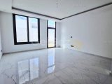 Denizin Üzerinde En Güzel Gün Batımları! Esentepe’de 800 m² Lüks Villa – Denize Sadece 650 M