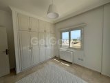 Girne merkezde deniz manzaralı kiralık üç artı 1000 £