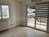 Girne merkezde ticari izinli 3 + 1 kiralık daire 1000 £