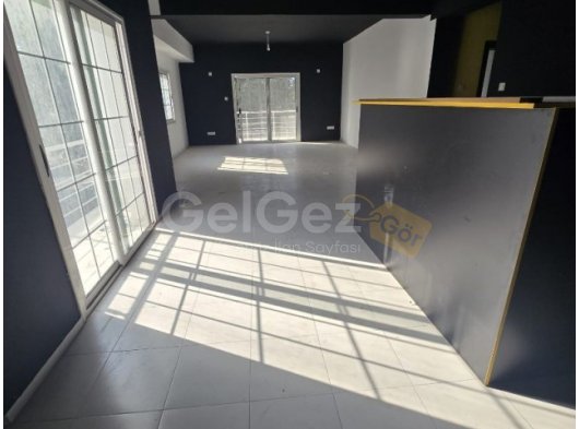 ???? KİRALIK TİCARİ İZİNLİ OFİS – GİRNE MERKEZ ????