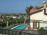 Girne karşıyaka’da 3 + 1 satılık fırsat villa