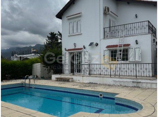 Girne Ozanköy’de Günlük Kiralık Özel Havuzlu Villa – 3+1 Tatilinizi keyifli ve konforlu bir ortamda geçirmek ister misiniz?