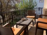 Girne zeytinlik bölgesinde full eşyalı geniş teraslı satılık 2 + 1 daire