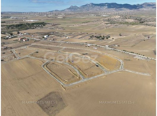 Lefkoşa’da Satılık Arsa 528 m²