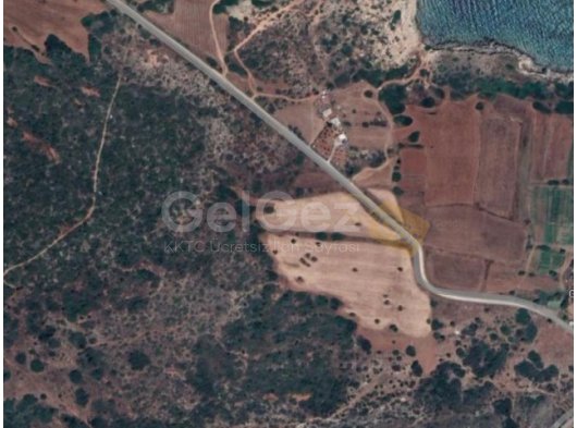 SADRAZAMNKÖY'DE SATILIK ARAZİ