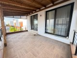 Girne Çatalköy'de Denize Yürüme Mesafesinde Satılık 4+1 Villa