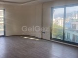 GİRNE MERKEZ'DE SATILIK 3+1 HAVUZLU PENTHOUSE