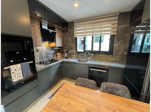 Girne Merkezde GYM Salonu, Ortak Havuzlu Site İçerisinde Full Eşyalı Satılık 2+1 Daire