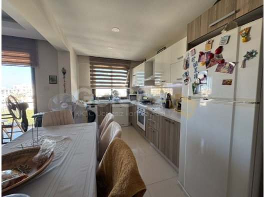 Girne Merkez Nusmar Bölgesin’de Satılık 3+1 Daire