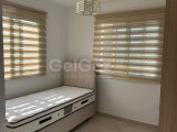 Girne Alsancak'ta Ortak Havuz'lu Sitede Full Eşyalı Satılık 3+1 Dubleks Daire