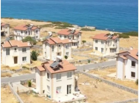 ESENTEPE'DE SATILIK ARAZİ ÜZERİNDE 12 VİLLA