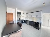 Girne Merkez'de Full Sıfır Eşyalı Kiralık 2+1 Daire