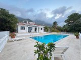 Girne Bellapais Manastırına Yakın Özel Havuzlu, Full Eşyalı 2+1 Villa