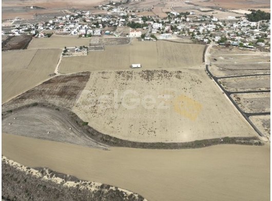 MUTLUYAKA'DA SATILIK PARSELLİ ARSA'LAR