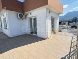 Girne Merkez'de Yeni Belediye Yakını, Teraslı Satılık 2+1 Penthouse