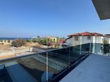Girne Alagadi'de Panaromik Deniz Manzaralı Satılık 3+1 Lüks Villalar