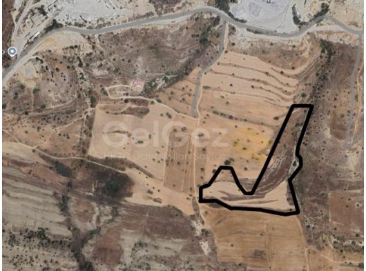 GÜNGÖR KÖYÜNDE SATILIK ARAZİ