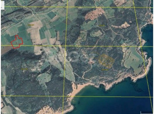 Dipkarpazda denize yakın satılık arazi