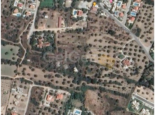 ZEYTİNLİK'DE SATILIK ARAZİ