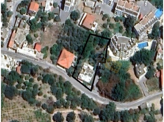 LAPTA'DA SATILIK TİCARİ MÜSTAKİL EV