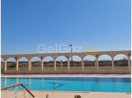 TUZLA'DA MÜSTAKİL YARI OLİMPİK HAVUZLU SATILIK MÜSTAKİL VİLLA