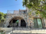 GİRNE ÇATALKÖY'de SATILIK 5+2 TAM MÜSTAKİL VİLLA