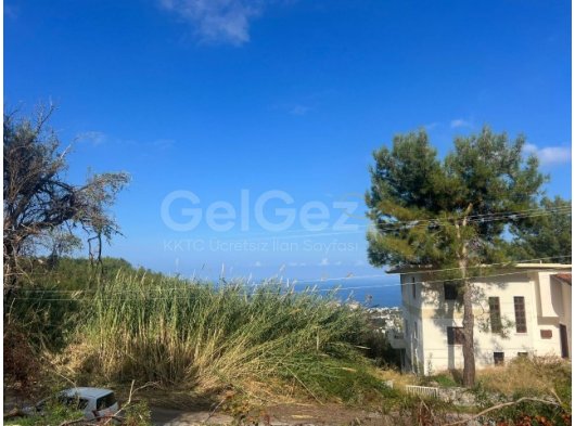 KARMİ'DE SATILIK 3 ADET PARSELLİ ARSA