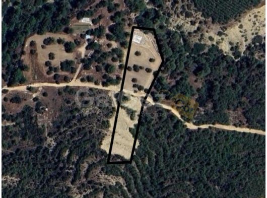 LAPTA'DA SATILIK ARAZİ