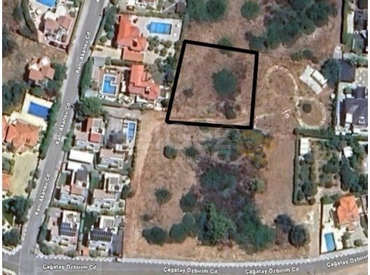 ALSANCAK BÖLGESİNDE GEÇİT HAKKI MEVCUT SATILIK ARAZİ