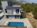 KKTC Bellapais’te Özel Havuzlu, Sıfır Eşyalı Lüks 4+1 Villalar | Son 4 Adet! – Deniz & Dağ Manzaralı, Türk Koçanlı!