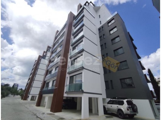 GİRNE MERKEZDE CİTY LİFE SİTESİNDE 2+1 KİRALIK DAİRE