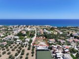 Girne / Lapta – Denize Yakın, Altyapısı Hazır, Yatırıma Uygun 2.900 m² Arsa!
