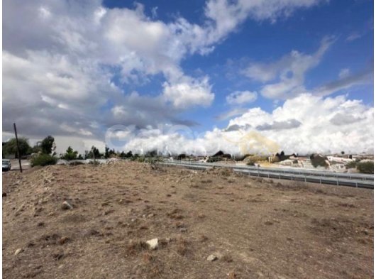 GÖNYELİ AŞIKLAR TEPESİ BÖLGESİNDE SATILIK ARSA