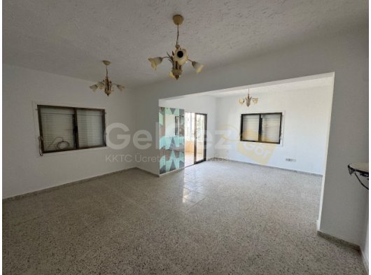 KÜÇÜK KAYMAKLI’da KİRALIK 3+1 EŞYASIZ DAİRE