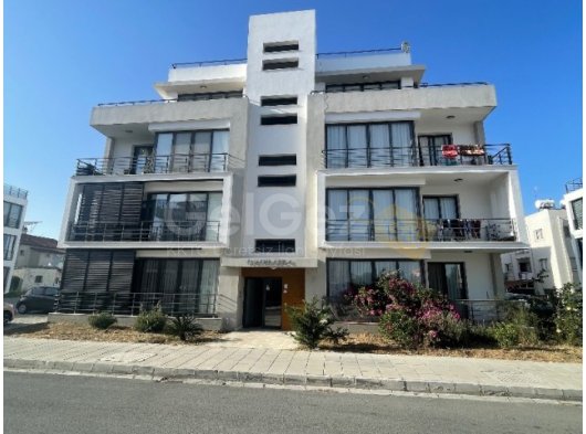 KÜÇÜKKAYMAKLI MAKRO MARKET YANINDA,SİTE İÇERİSİNDE HARİKA LOKASYONDA GENİŞ 2+1 PENTHOUSE