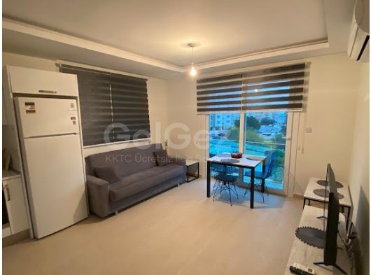 Girne Merkez'de Ticari İzinli Cadde Üzerinde Pia Bella Otel Yolu Satılık Eşyalı 1+1