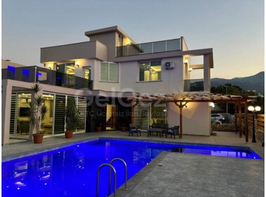 Girne Alsancakta lüx havuzlu 3+1 villa