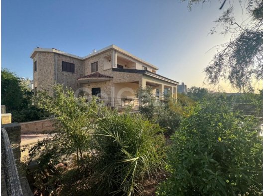 GÖNYELİ AŞIKLAR TEPESİ BÖLGESİ KİRALIK VİLLA