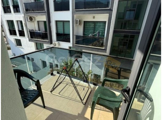 Alsancak'ta harika bir konumda mükemmel 3+1 daire. Yakınlarda restoranlar, mağazalar, Merits ve NBC bulunmaktadır.